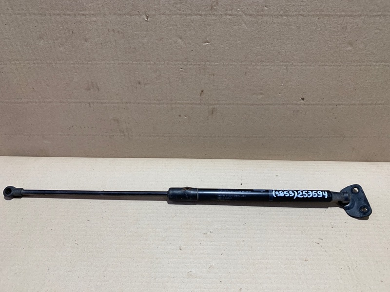 Амортизатор крышки багажника правый TOYOTA PRIUS - 30 09-17 2013 ZVW30 2ZR-FXE 68950-0W542 Б/У