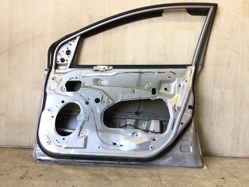 Дверь передняя правая SENTRA (B16) 06–12 2012 2.0 MR20DE Дверь передняя правая SENTRA (B16) 06–12 2012 2.0 MR20DE