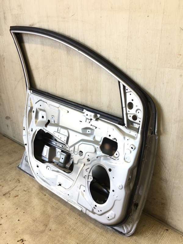 Дверь передняя левая SENTRA (B16) 06–12 2012 2.0 MR20DE