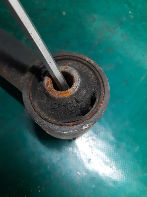 Рычаг задней подвески продольный GX470 02-09 2009 Внедорожник 4.7 2UZFE