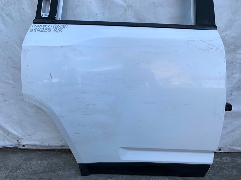 Дверь задняя правая JEEP COMPASS 06-16 Внедорожник 2.0 Дверь задняя правая JEEP COMPASS 06-16 Внедорожник 2.0