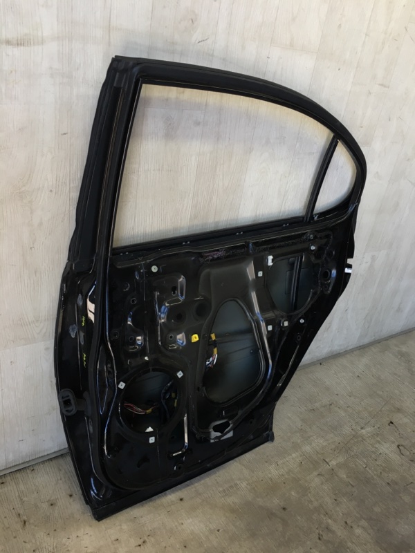 Дверь задняя правая ES300 ES330 01-06 2002 MCV30 3.0 1MZFE