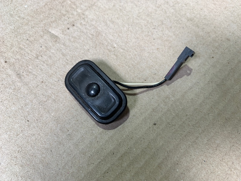 Кнопки на руль задние правые COMPASS 06-16 2012 Внедорожник 2.0 Кнопки на руль задние правые COMPASS 06-16 2012 Внедорожник 2.0