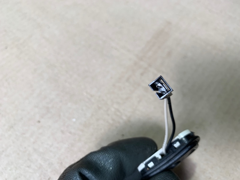 Кнопки на руль задние правые COMPASS 06-16 2012 Внедорожник 2.0 Кнопки на руль задние правые COMPASS 06-16 2012 Внедорожник 2.0