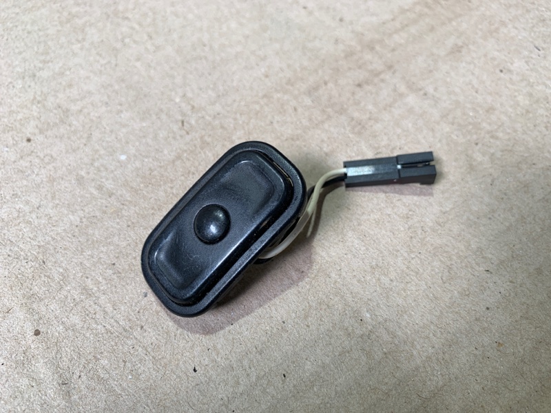 Запчасть кнопки на руль задние левые JEEP COMPASS 06-16 2012 Внедорожник 2.0 56046099AD Б/У Кнопки на руль задние левые JEEP COMPASS 06-16 2012 Внедорожник 2.0 56046099AD Б/У