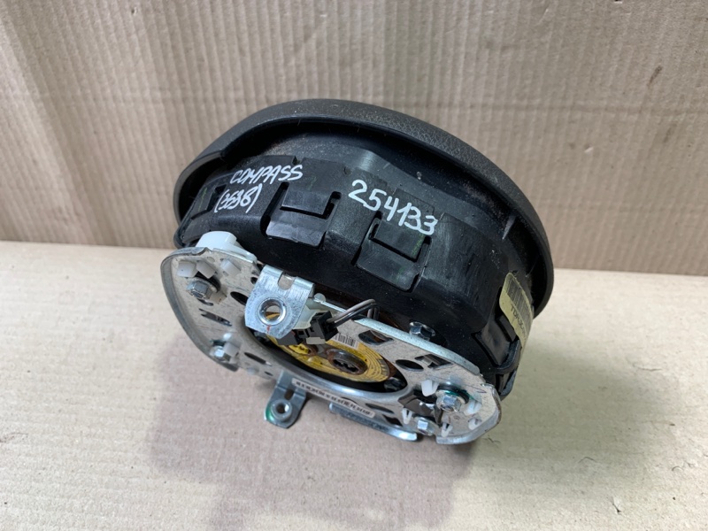 Подушка безопасности в руль COMPASS 06-16 2012 Внедорожник 2.0 Подушка безопасности в руль COMPASS 06-16 2012 Внедорожник 2.0