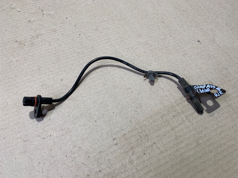 Датчик ABS задний правый JEEP COMPASS 06-16 2012 Внедорожник 2.0 5105062AC Б/У