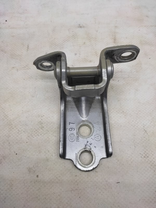 Петля двери нижняя задняя правая SUBARU LEGACY 09-15 BM 2010 Седан 2.5 EJ253 60470AG02A9P Б/У