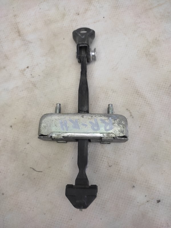 Ограничитель двери задний правый IS250/350 05-13 2008 Седан 2.5 Ограничитель двери задний правый IS250/350 05-13 2008 Седан 2.5