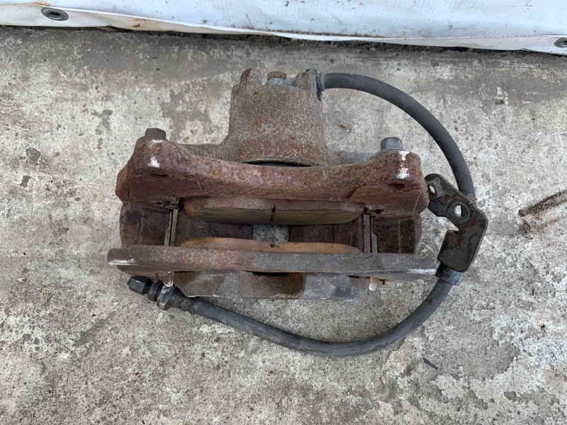 Суппорт тормозной передний правый COMPASS 06-16 2012 Внедорожник 2.0 Суппорт тормозной передний правый COMPASS 06-16 2012 Внедорожник 2.0