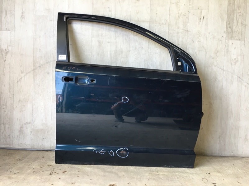 Дверь передняя правая JOURNEY 08-20