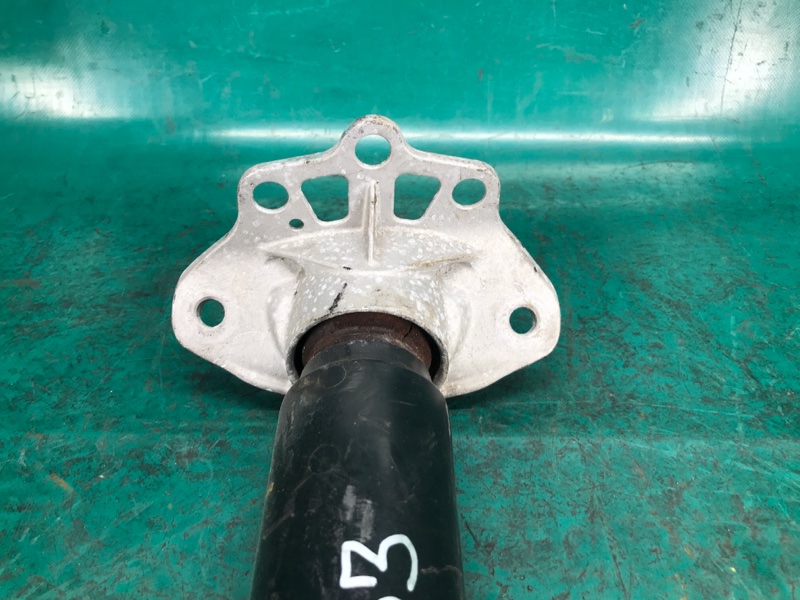 Амортизатор задний CHEROKEE 14- 2017 Внедорожник 2.4 Амортизатор задний CHEROKEE 14- 2017 Внедорожник 2.4