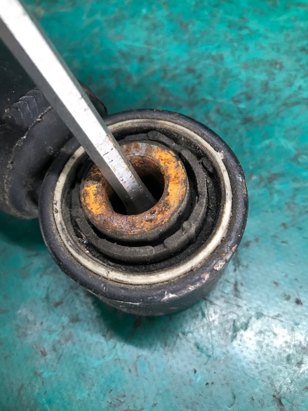 Амортизатор задний PASSAT B8 14- 2018 Седан 2.0 DDSA