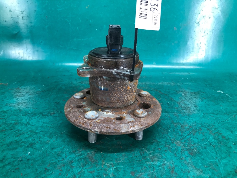 Ступица задняя левая SOLARA 03-09 2006 Кабриолет 3.3 3MZ-FE