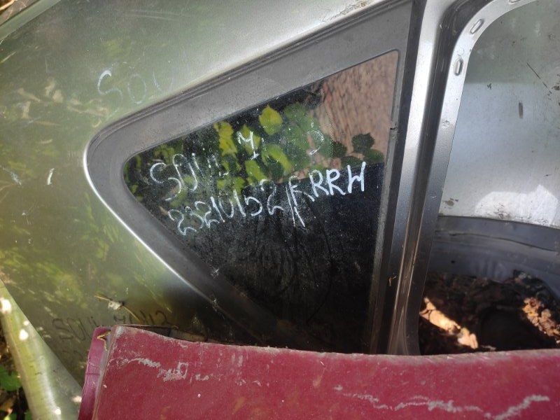 Стекло в кузов заднее правое KIA SOUL PS 13-19 2014 PS 2.0 87820-B2010 Б/У