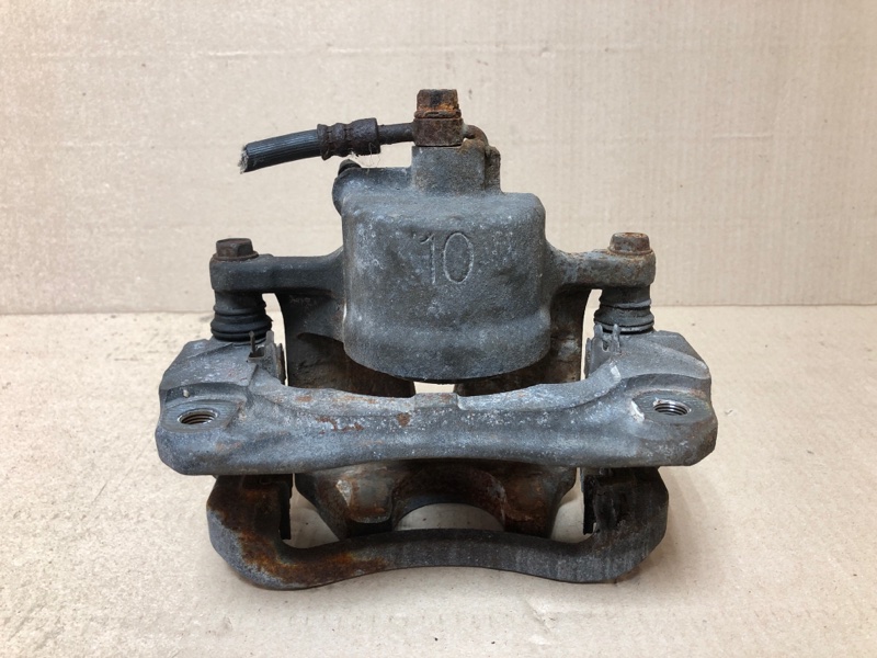 Суппорт тормозной передний левый TOYOTA SOLARA 03-09 ACV30L Кабриолет 3.3 3MZ-FE