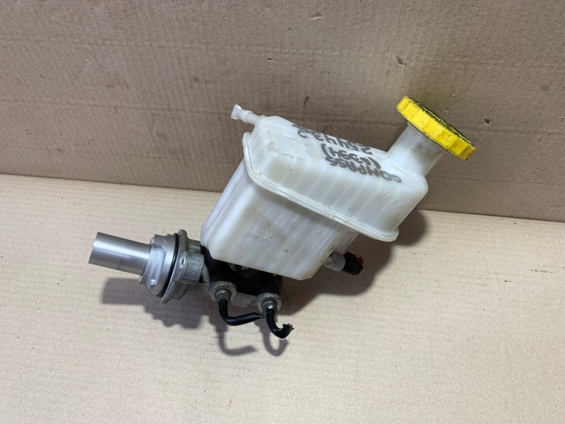 Главный тормозной цилиндр JEEP COMPASS 17-21 MP 2.4 EDD Главный тормозной цилиндр JEEP COMPASS 17-21 MP 2.4 EDD