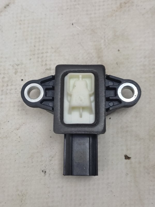 Датчик удара MAZDA 3 BM 13-19 BM 2.0 PE-VPS Датчик удара MAZDA 3 BM 13-19 BM 2.0 PE-VPS