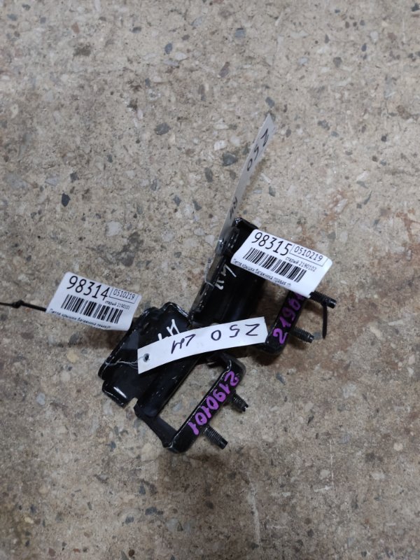 Запчасть петля крышки багажника правая NISSAN MURANO Z51 07-14 2007 Внедорожник 3.5 90400-1AA1A Б/У Петля крышки багажника правая NISSAN MURANO Z51 07-14 2007 Внедорожник 3.5 90400-1AA1A Б/У