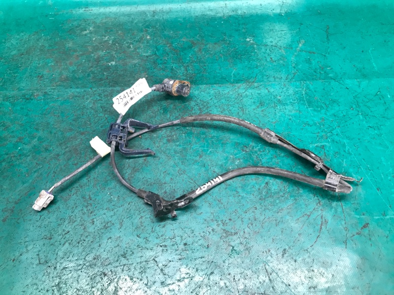 Датчик ABS передний левый TOYOTA SOLARA 03-09 2006 Кабриолет 3.3 3MZ-FE 89543-06010 Б/У