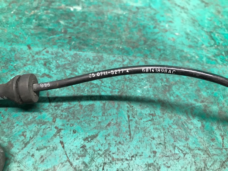 Датчик ABS задний левый CHEROKEE 14- 2017 Внедорожник 2.4