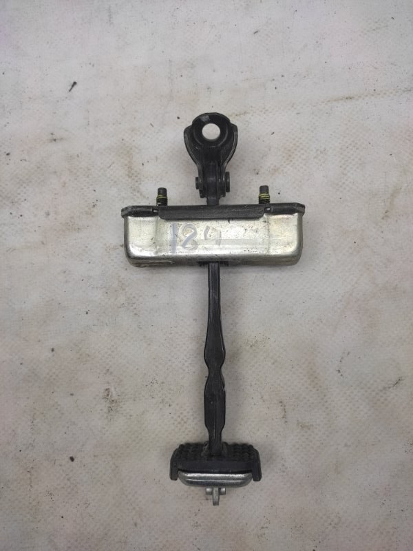 Запчасть ограничитель двери задний правый HONDA ACCORD CL7 / TSX 03-08 2006 Седан 2.4 72840-SEA-E02 Б/У Ограничитель двери задний правый HONDA ACCORD CL7 / TSX 03-08 2006 Седан 2.4 72840-SEA-E02 Б/У