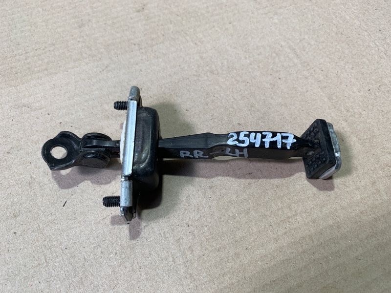 Ограничитель двери задний левый KIA SOUL PS 13-19 2013 PS 2.0 G4NC 79480-B2000 Б/У