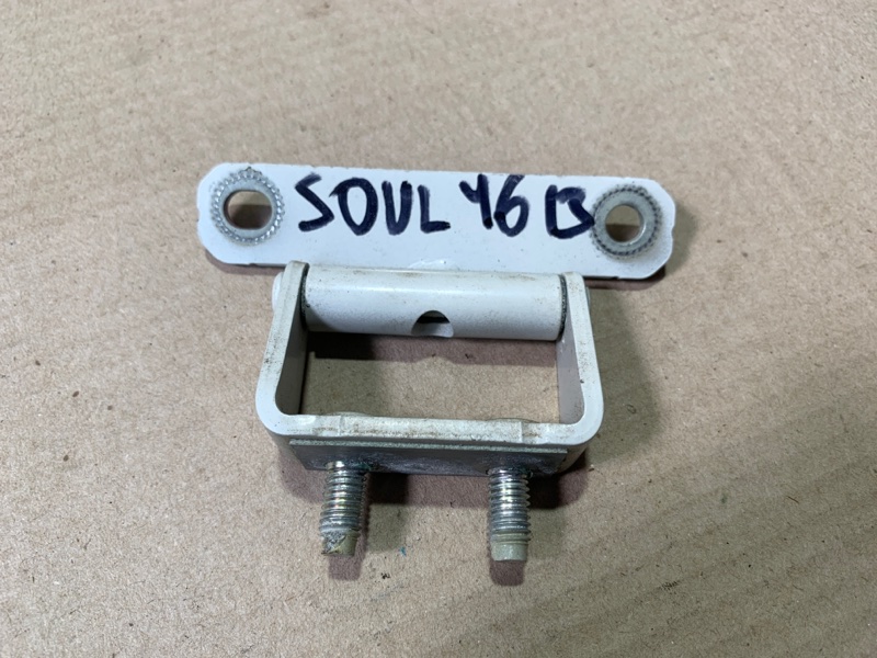 Петля крышки багажника KIA SOUL PS 13-19 2013 PS 2.0 G4NC 79710-1D000 Б/У