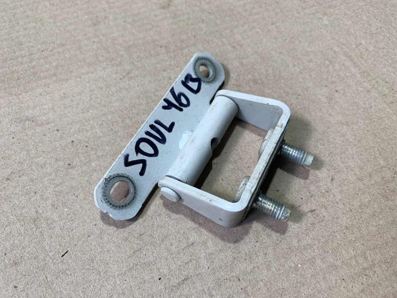 Петля крышки багажника KIA SOUL PS 13-19 PS 2.0 G4NC