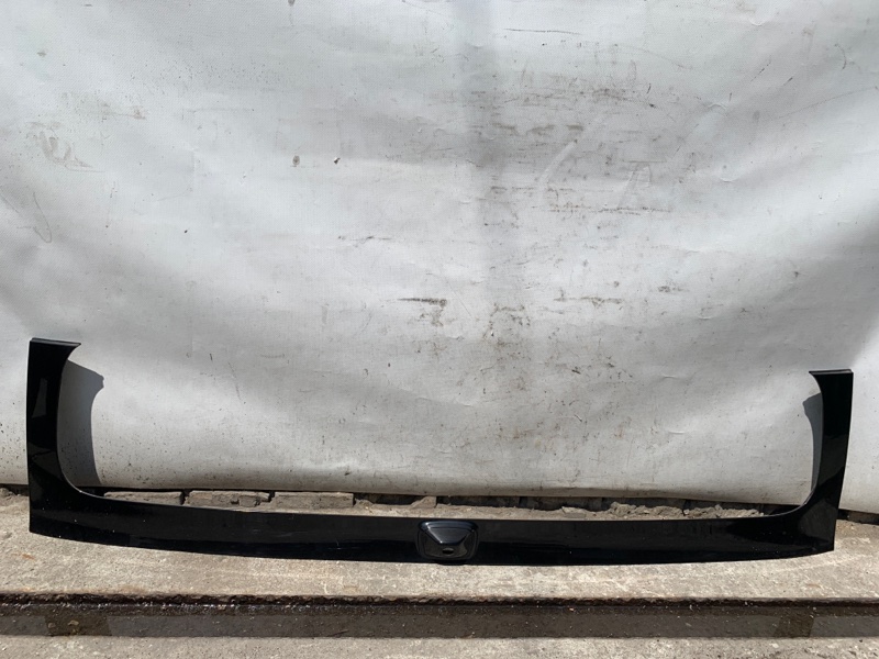 Накладка крышки багажника KIA SOUL PS 13-19 2013 PS 2.0 G4NC 87310-B2200 Б/У