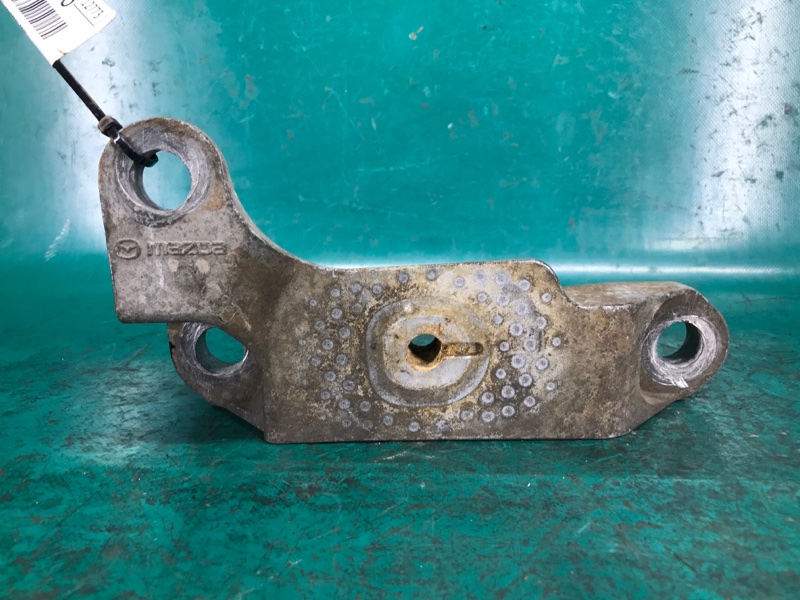 Кронштейн двигателя правый MAZDA CX-7 06-12 2009 Внедорожник 2.5 L5 EH48-39-061 Б/У