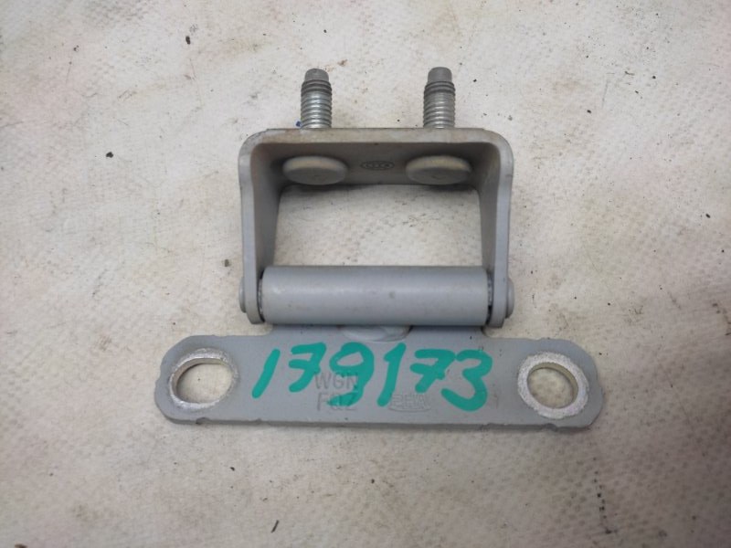 Петля крышки багажника задняя левая KIA SORENTO UM 14- 2016 Внедорожник 2.4 79710-2W000 Б/У