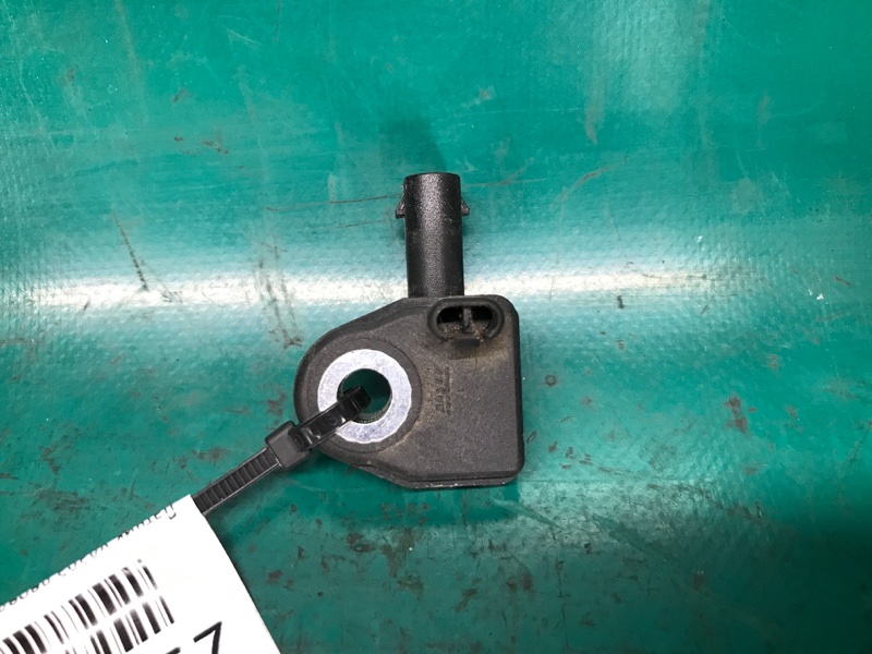 Датчик удара передний правый DODGE DART 12-16 56038923AA Б/У