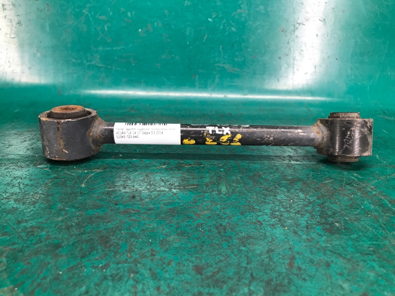 Рычаг задней подвески поперечный нижний TLX 14-17 2016 Седан 3.5