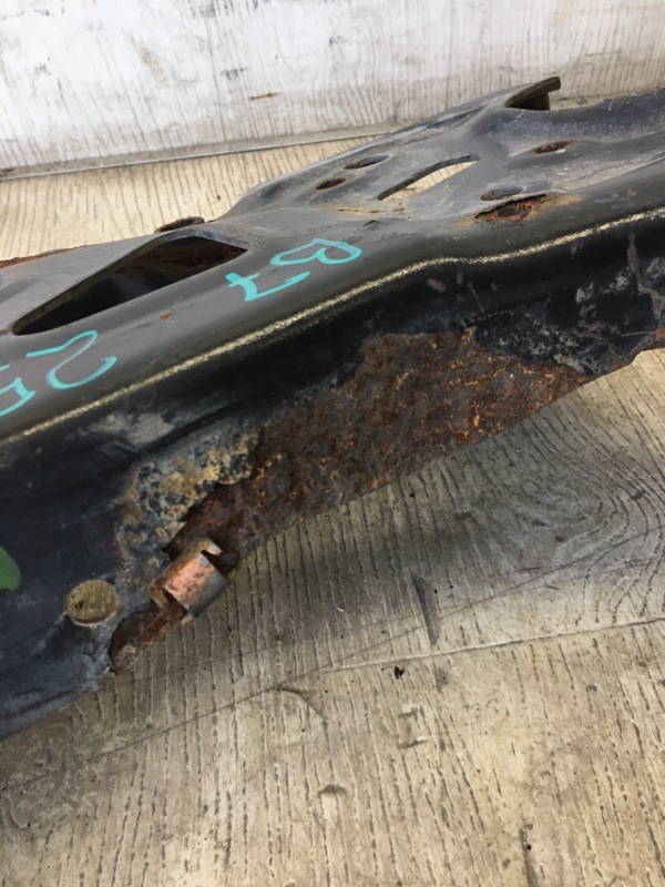 Балка передней подвески PASSAT B7 11-15 Балка передней подвески PASSAT B7 11-15