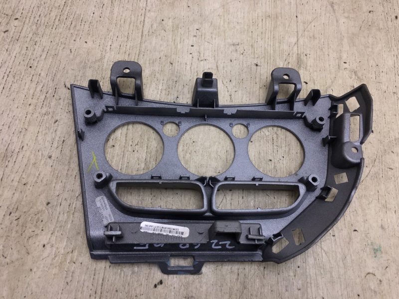 Накладка торпедо центр. FOCUS 10-18 2011 BK 2.0 XQDA