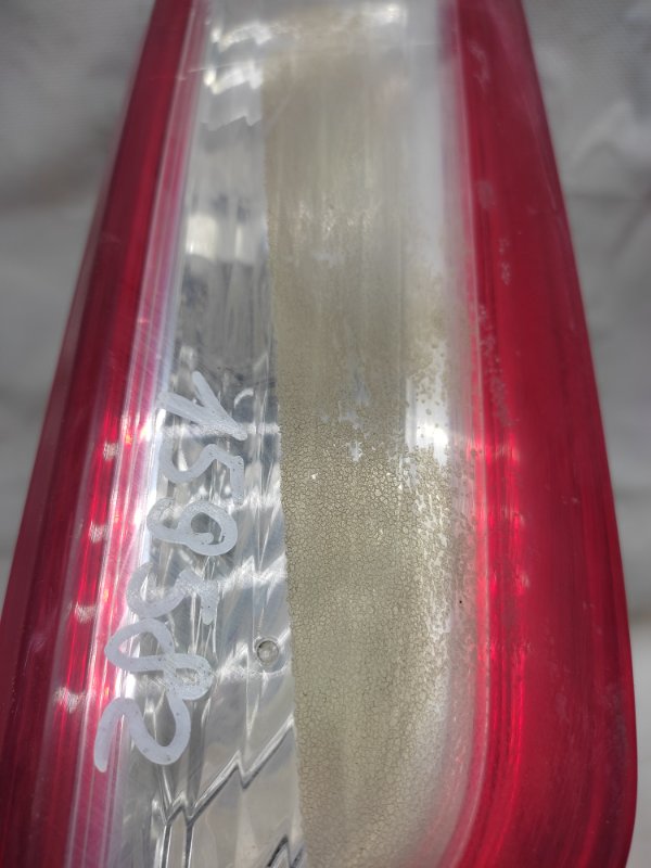 Фонарь внутренний задний левый CAMRY 50 12-15 2012 ASV50 2.5 2ARFE