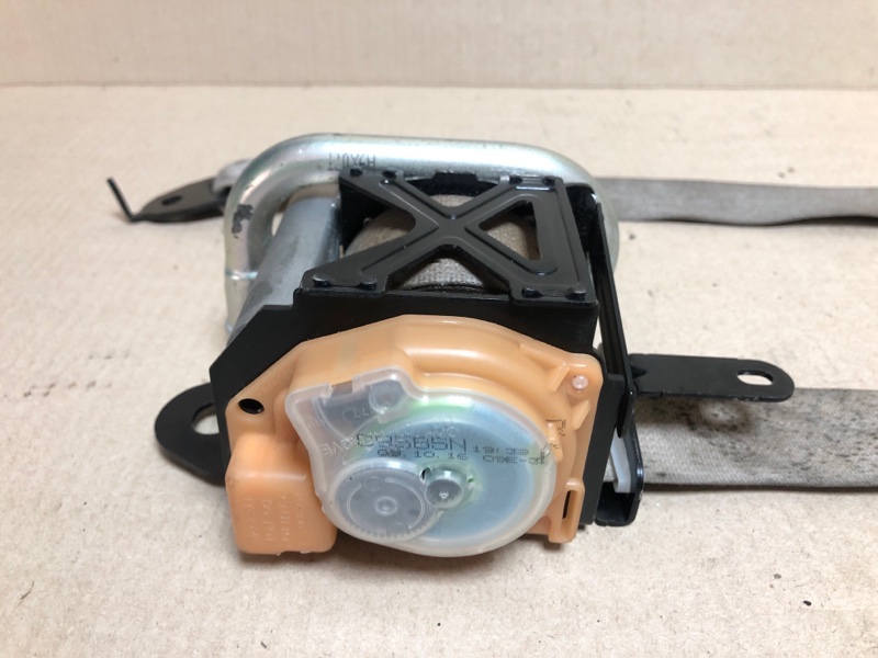 Ремень безопасности правый CX-7 06-12 2009 Внедорожник 2.5 L5 Ремень безопасности правый CX-7 06-12 2009 Внедорожник 2.5 L5