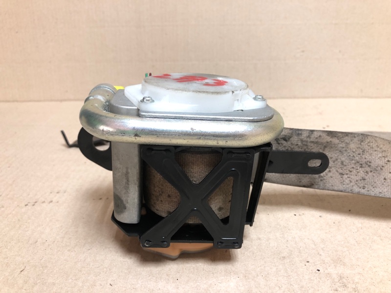 Ремень безопасности правый MAZDA CX-7 06-12 Внедорожник 2.5 L5 Ремень безопасности правый MAZDA CX-7 06-12 Внедорожник 2.5 L5