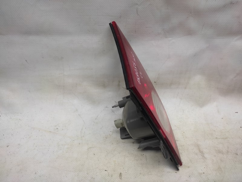 Фонарь внутренний задний левый M35/M45 04-10 2006 Седан 3.5 VQ35DE