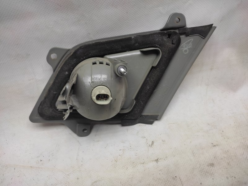 Фонарь внутренний задний левый INFINITI M35/M45 04-10 Седан 3.5 VQ35DE