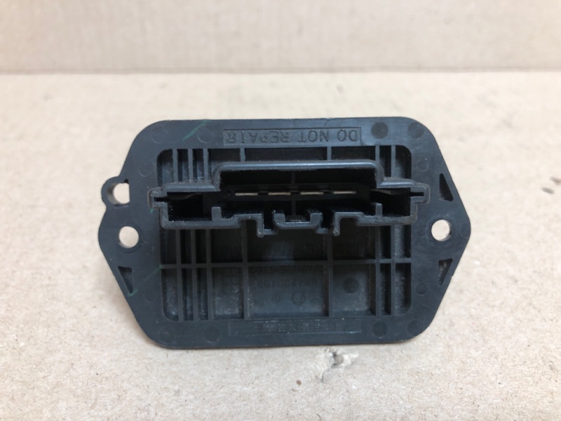 Резистор печки CX-7 06-12 2009 Внедорожник 2.5 L5