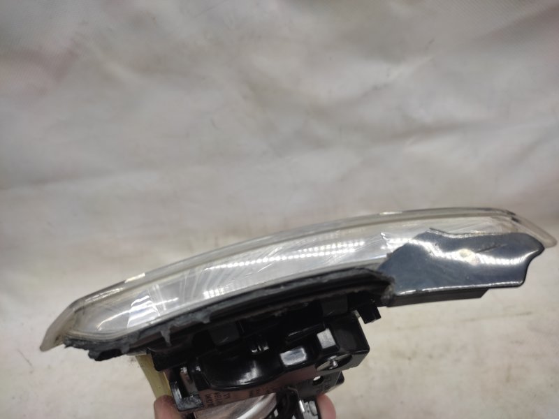 Фонарь внутренний задний правый MAZDA 3 BL 09-13 Фонарь внутренний задний правый MAZDA 3 BL 09-13