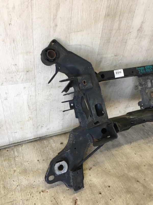 Балка задней подвески FORD FUSION 14- Седан C20EDEF