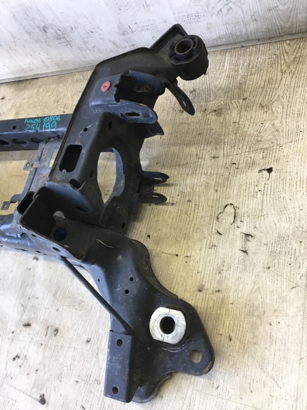 Балка задней подвески FUSION 14- 2013 Седан C20EDEF