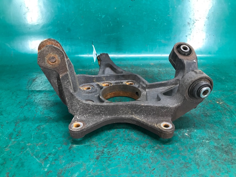 Цапфа задняя левая SUBARU TRIBECA B10 07-13 Внедорожник 3.6 EZ36