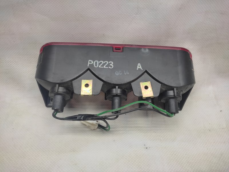 Стоп-сигнал задний MITSUBISHI PAJERO 99-06