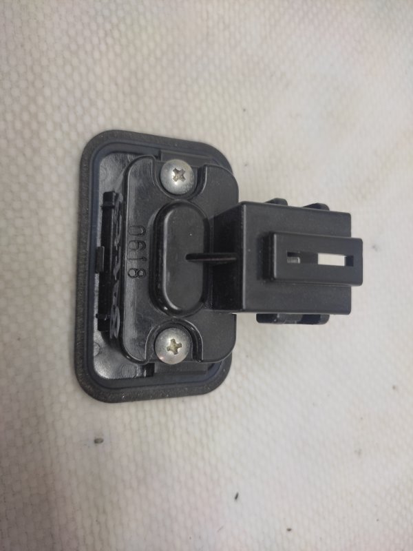Кнопка открывания багажника наружная ACCORD CU8 / TSX 08-14 2010 Седан 2.4