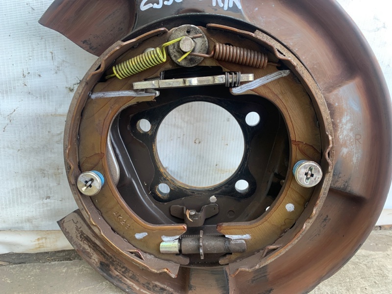 Тормозной механизм правый TOYOTA SIENNA 11-16 Минивэн 3.5L 6 Тормозной механизм правый TOYOTA SIENNA 11-16 Минивэн 3.5L 6