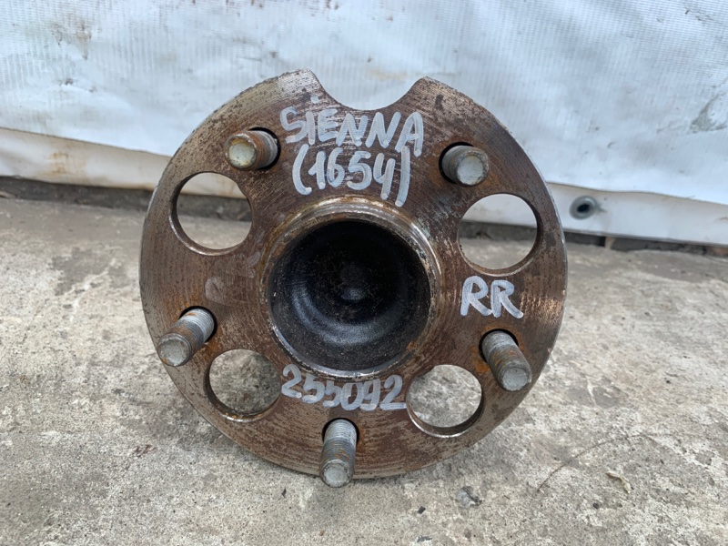 Запчасть ступица задняя TOYOTA SIENNA 11-16 2015 Минивэн 3.5L 6 42450-08030 Б/У Ступица задняя TOYOTA SIENNA 11-16 2015 Минивэн 3.5L 6 42450-08030 Б/У